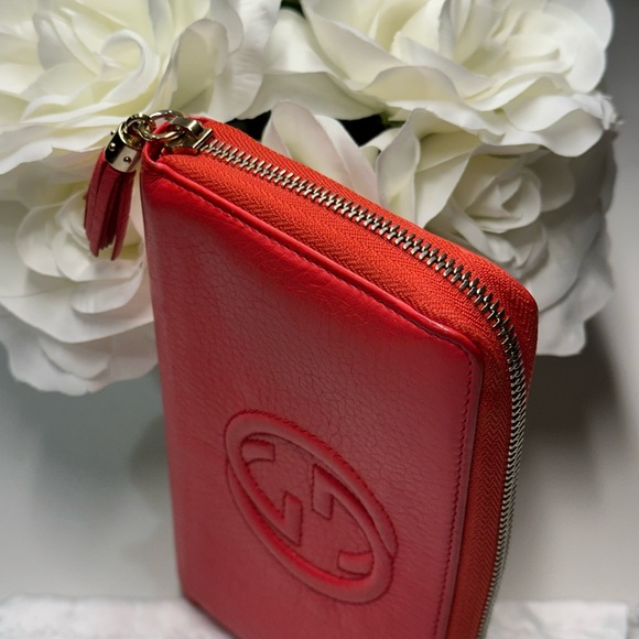Gucci Red Coral Soho Interlocking GG Leather Zip Around Wallet + Gucci Dust Bag - Picture 7 of 16